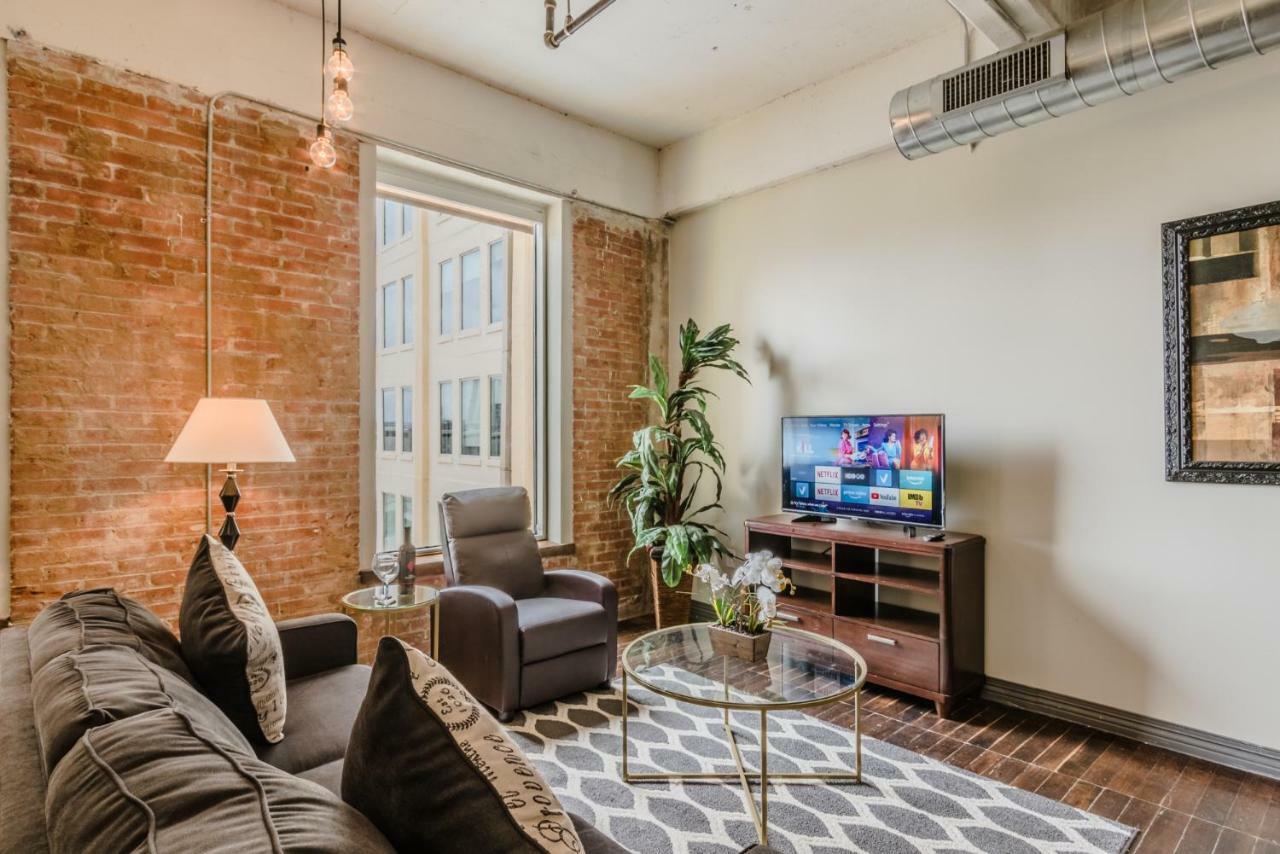Regal Stays Corporate Apartments - Downtown Dallas Eksteriør bilde