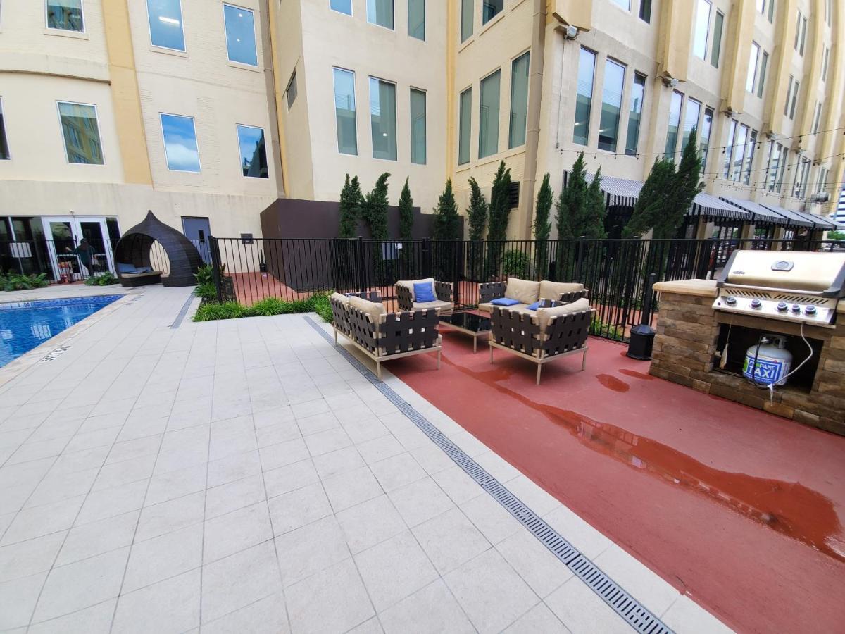 Regal Stays Corporate Apartments - Downtown Dallas Eksteriør bilde
